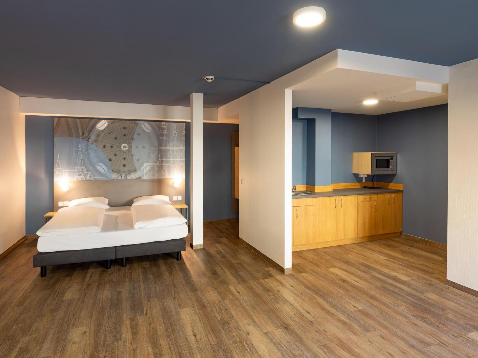 B&B Hotel Fulda-Hbf Exteriör bild